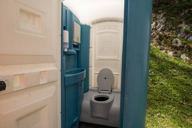 Best High-end porta potty rental  in North Zanesville, OH