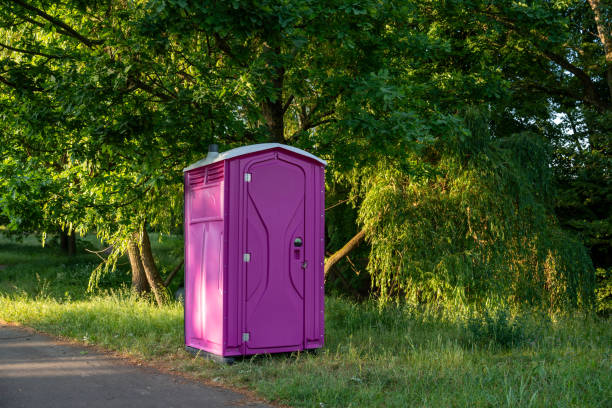 Best Portable toilet rental cost  in North Zanesville, OH